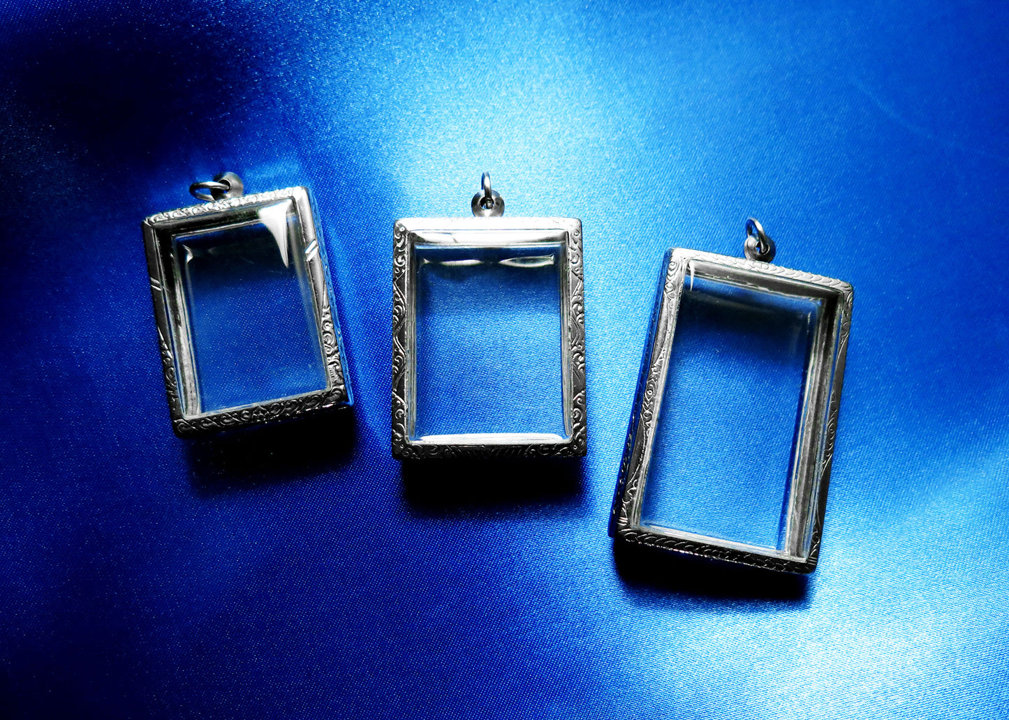 Engraved Stainless Steel Large Picture Frame Pendants - 3 Empty & Fillable Lockets